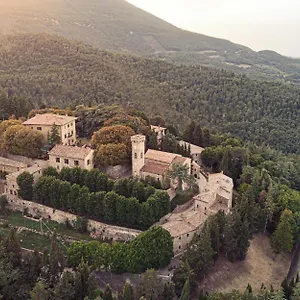 Borgo Di Alloggio per agriturismo